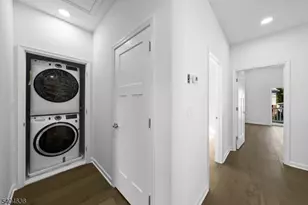 410 Morris Pl, Roselle, NJ 07203 - Photo 10