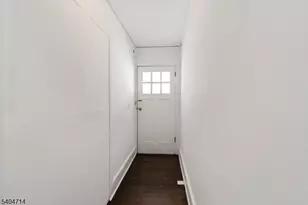 45 Pine St, Morristown, NJ 07960 - Photo 4