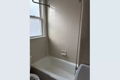 58 Rosalie Ave, Clifton, NJ 07011 - Photo 8