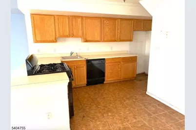 566 Pennsylvania Ave #E1&amp;2, Elizabeth, NJ 07201 - Photo 18