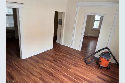 45 Finlay Pl, Newark, NJ 07106 - Photo 4