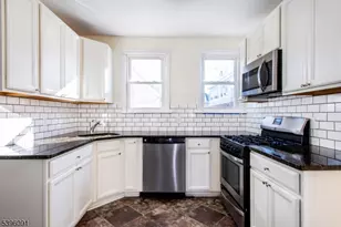 11 Lewis St, Bloomfield, NJ 07003 - Photo 4