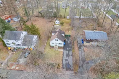 746 Spruce Rd, North Brunswick Township, NJ 08902 - Photo 26