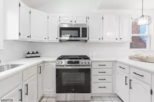 41 Robertson Rd, West Orange Township, NJ 07052 - Photo 22