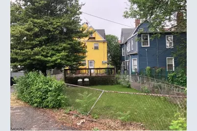 120 S Oraton Pkwy, East Orange, NJ 07018 - Photo 2