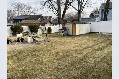 415 Wheatsheaf Rd, Roselle, NJ 07203 - Photo 30