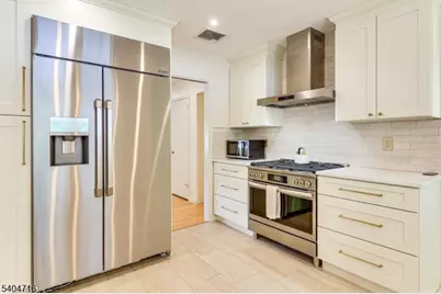 213 Haroldson Place, Pompton Lakes, NJ 07442 - Photo 12