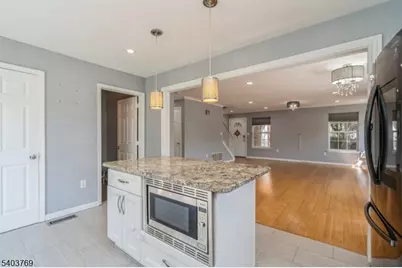 2201 Timber Ridge Ct, Sayreville Boro, NJ 08859 - Photo 8