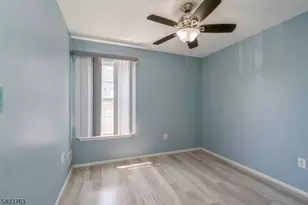 2201 Timber Ridge Ct, Sayreville Boro, NJ 08859 - Photo 18