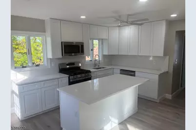 428 Highland Ave, South Plainfield, NJ 07080 - Photo 4