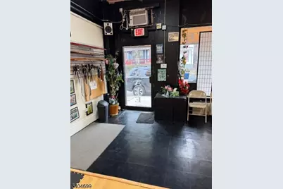 68 Dodd St, East Orange, NJ 07017 - Photo 2
