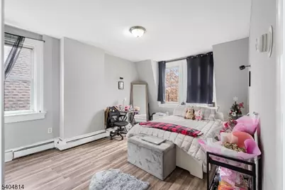 267 6th Ave W, Newark, NJ 07107 - Photo 6