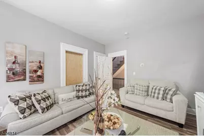 267 6th Ave W, Newark, NJ 07107 - Photo 10