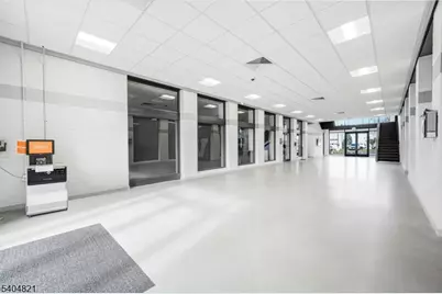 1 Lethbridge Plz, Mahwah, NJ 07430 - Photo 16