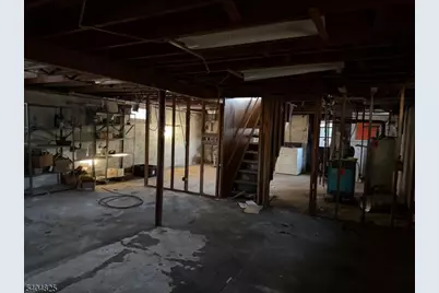 630 Wyckoff Ave, Mahwah, NJ 07430 - Photo 8