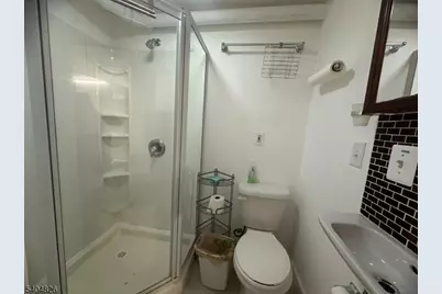 9 Holly Rd, Woodbridge Township, NJ 08830 - Photo 18