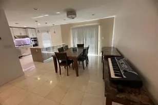 9 Holly Rd, Woodbridge Township, NJ 08830 - Photo 8