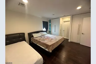 9 Holly Rd, Woodbridge Township, NJ 08830 - Photo 14