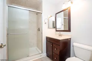 22 Amberly Ct, Franklin Township, NJ 08823 - Photo 20