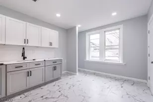 662 Mt Prospect Ave, Newark, NJ 07104 - Photo 8