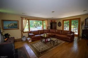 29 Walker Dr, Ringwood, NJ 07456 - Photo 2