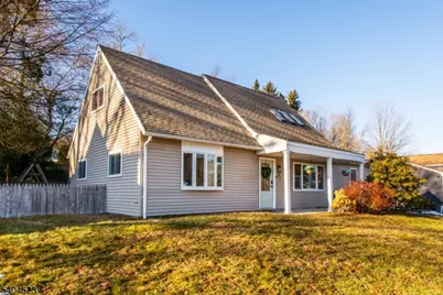 81 Bergen Dr, West Milford, NJ 07480 - Photo 2