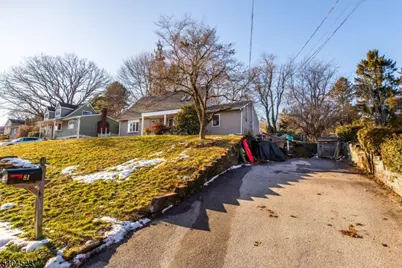 81 Bergen Dr, West Milford, NJ 07480 - Photo 20