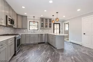 17 Rockaway Valley Rd, Montville Township, NJ 07005 - Photo 18