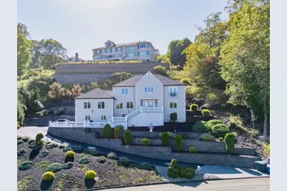 207 Eileen Dr, Cedar Grove, NJ 07009 - Photo 1