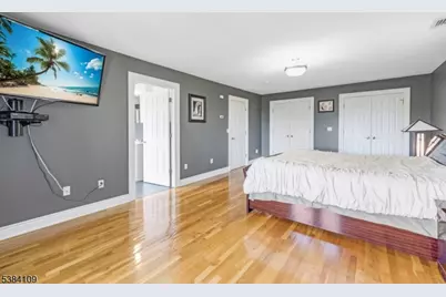 207 Eileen Dr, Cedar Grove, NJ 07009 - Photo 14