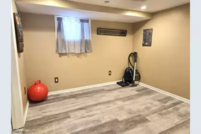 22 Lloyd Ave, Stanhope, NJ 07874 - Photo 20