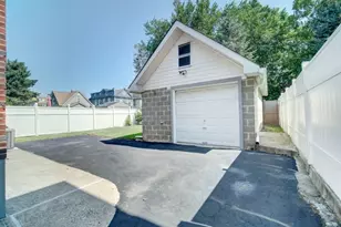 210 Maple Ave, Linden, NJ 07036 - Photo 4