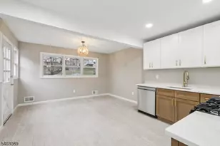 64 Surrey Ln, Clifton, NJ 07012 - Photo 6