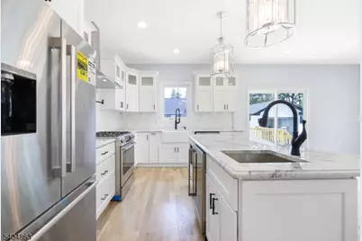 9-03 5th St, Fair Lawn, NJ 07410 - Photo 10