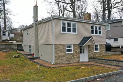 6 Bucknell Trl, Hopatcong, NJ 07843 - Photo 2