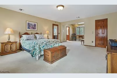 32 Nancy Terrace, Washington Township, NJ 07853 - Photo 20