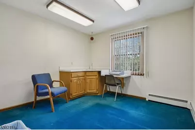 32 Nancy Terrace, Washington Township, NJ 07853 - Photo 36