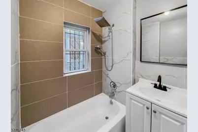 39 Brookdale Ave, Newark, NJ 07106 - Photo 28