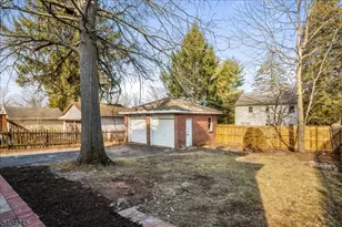 33 Robertson Rd, West Orange Township, NJ 07052 - Photo 36