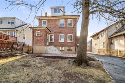 33 Robertson Rd, West Orange Township, NJ 07052 - Photo 32