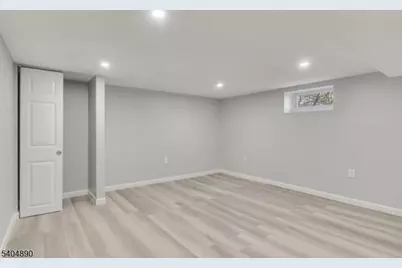 978 Rahway Ave, Woodbridge Township, NJ 07001 - Photo 20