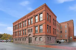 19 Market St, Paterson, NJ 07501 - Photo 4