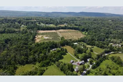 25 Clove Rd, Wantage, NJ 07461 - Photo 2