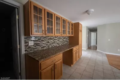 113 Bourne Ci, Hardyston Township, NJ 07419 - Photo 10