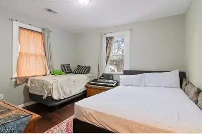 29 Van Ness Ter, Maplewood, NJ 07040 - Photo 12