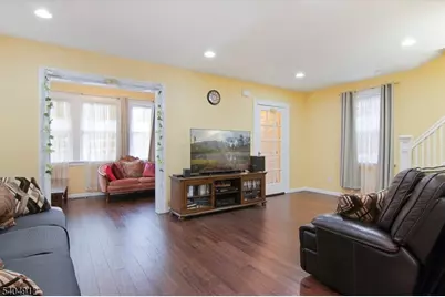 29 Van Ness Ter, Maplewood, NJ 07040 - Photo 4