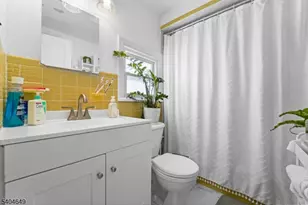 548 Bridgewater Ave, Bridgewater, NJ 08807 - Photo 38