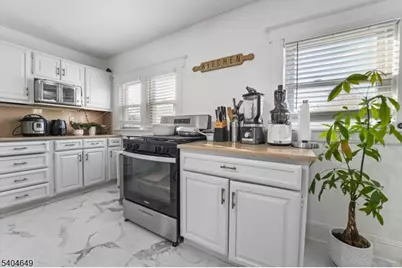 548 Bridgewater Ave, Bridgewater, NJ 08807 - Photo 22