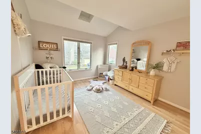 13 Mission Hills Rd, Clinton Township, NJ 08801 - Photo 6