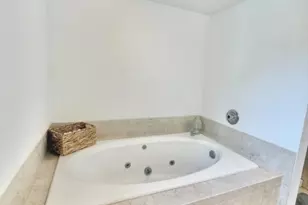 13 Mission Hills Rd, Clinton Township, NJ 08801 - Photo 10